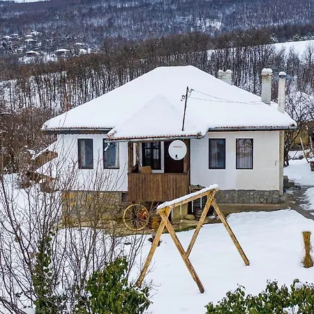 Къща За Гости Захир Holiday home *